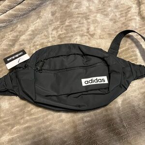 Adidas fany pack